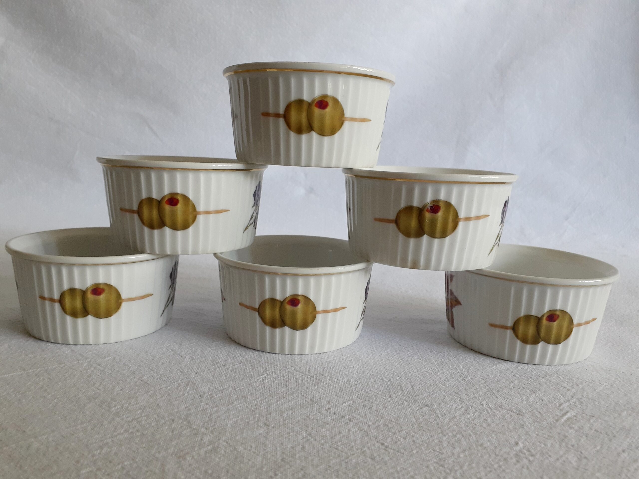 Royal Worcester “Evesham” Vintage Set Of Six Ramekins - Image 5