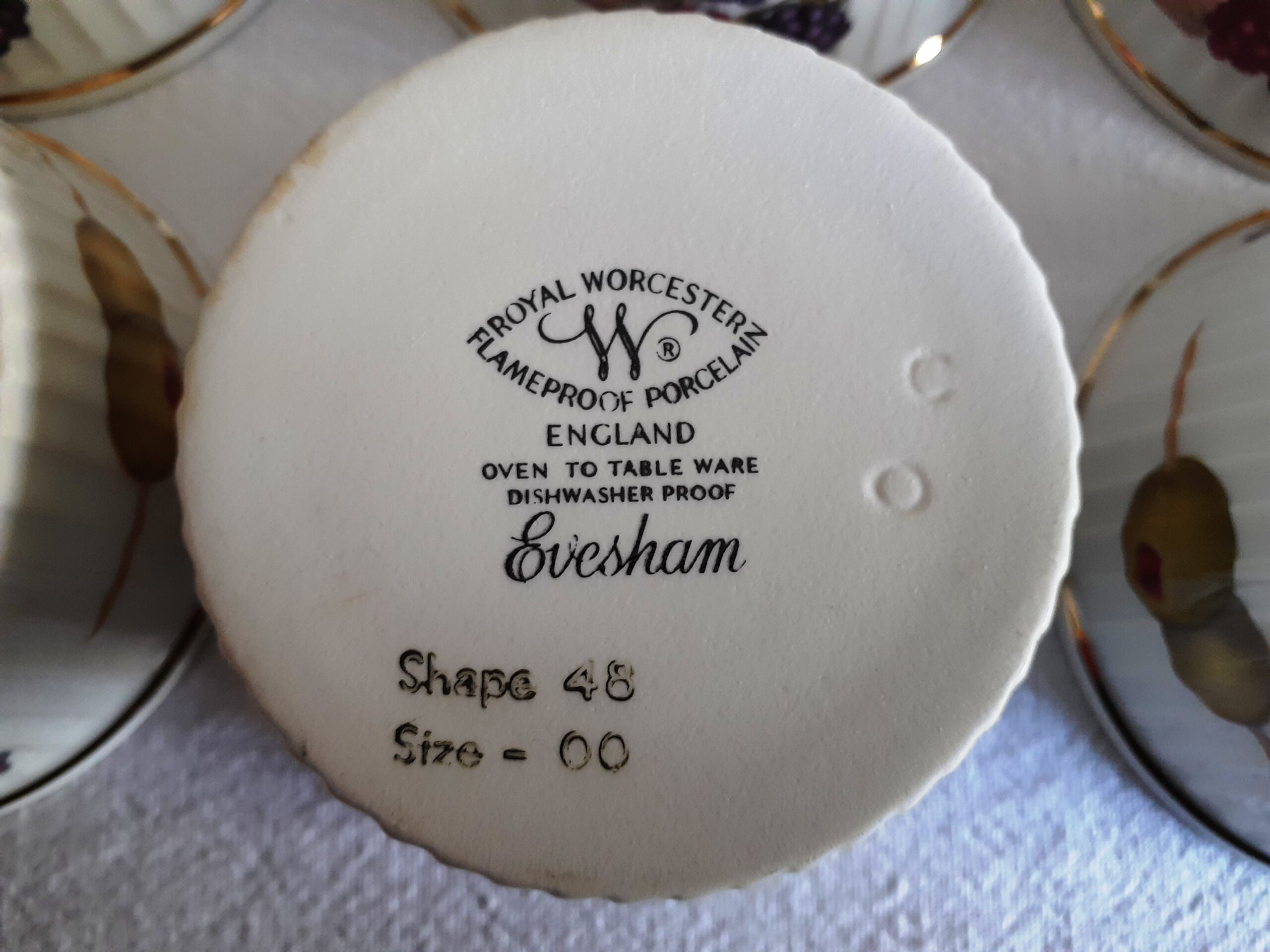 Royal Worcester “Evesham” Vintage Set Of Six Ramekins - Image 6